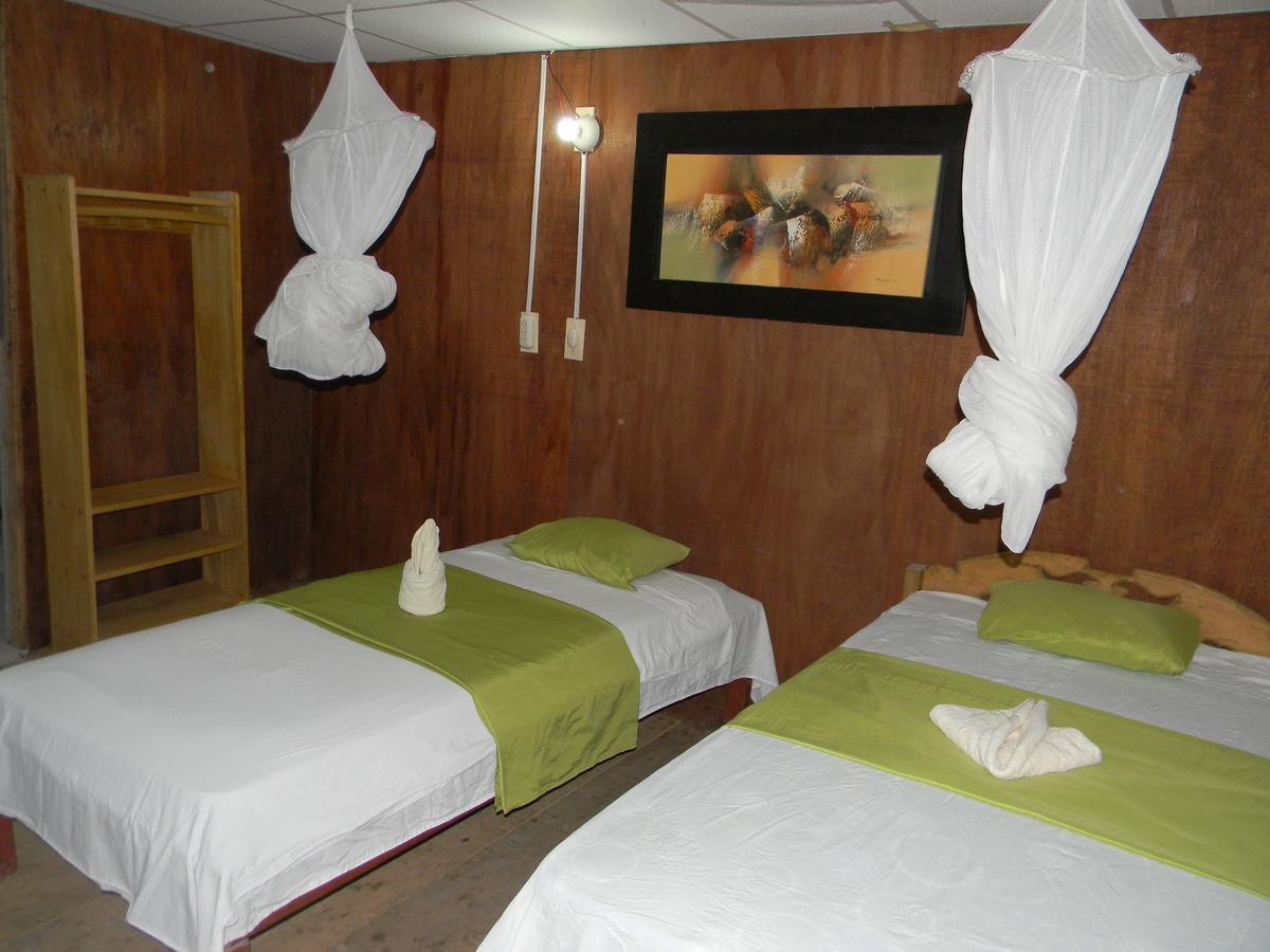 Jacamar Lodge Expeditions 이키토스 외부 사진